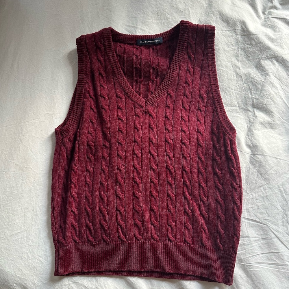 Brandy Melville sweater vest